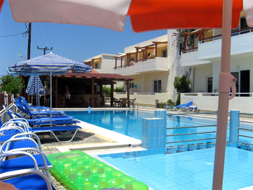  Pool, bar during the day.  